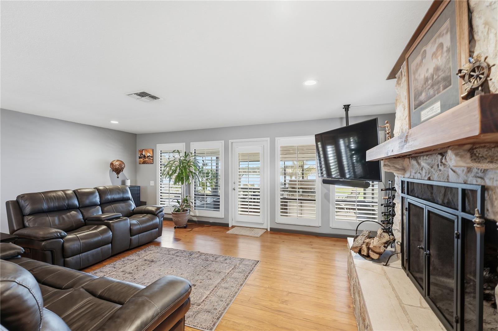 533 EDGEWATER DR, POLK CITY, FL, 33868