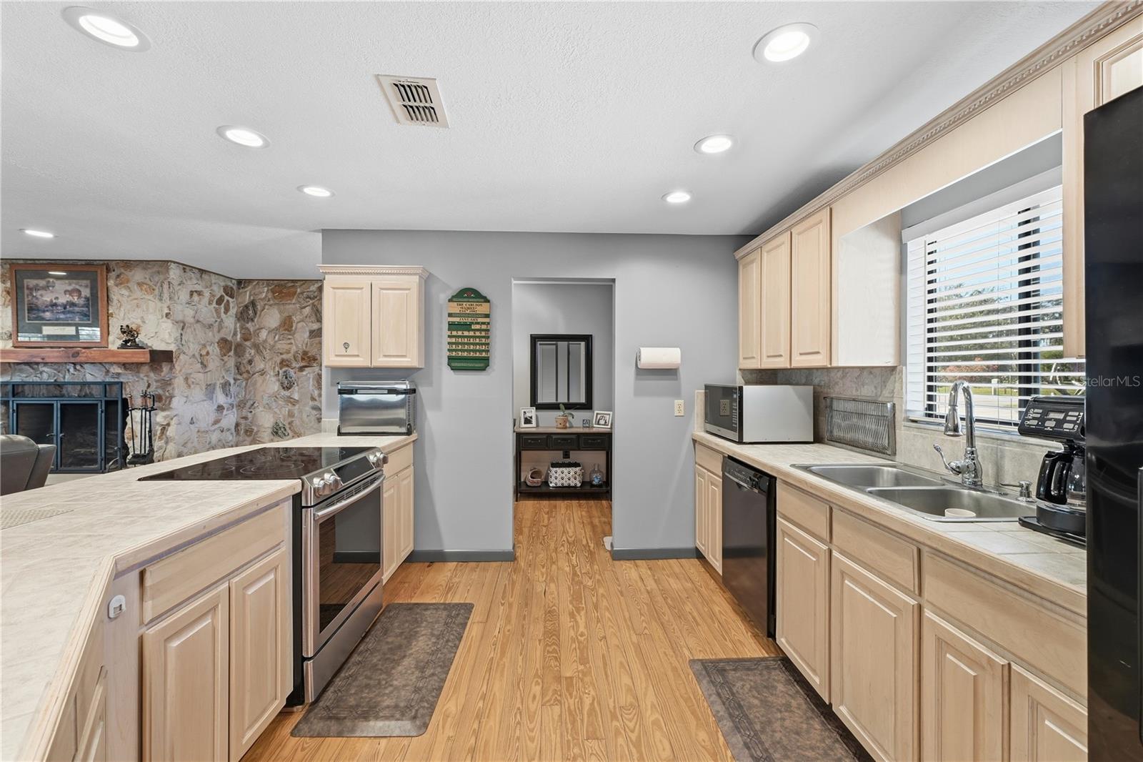 533 EDGEWATER DR, POLK CITY, FL, 33868