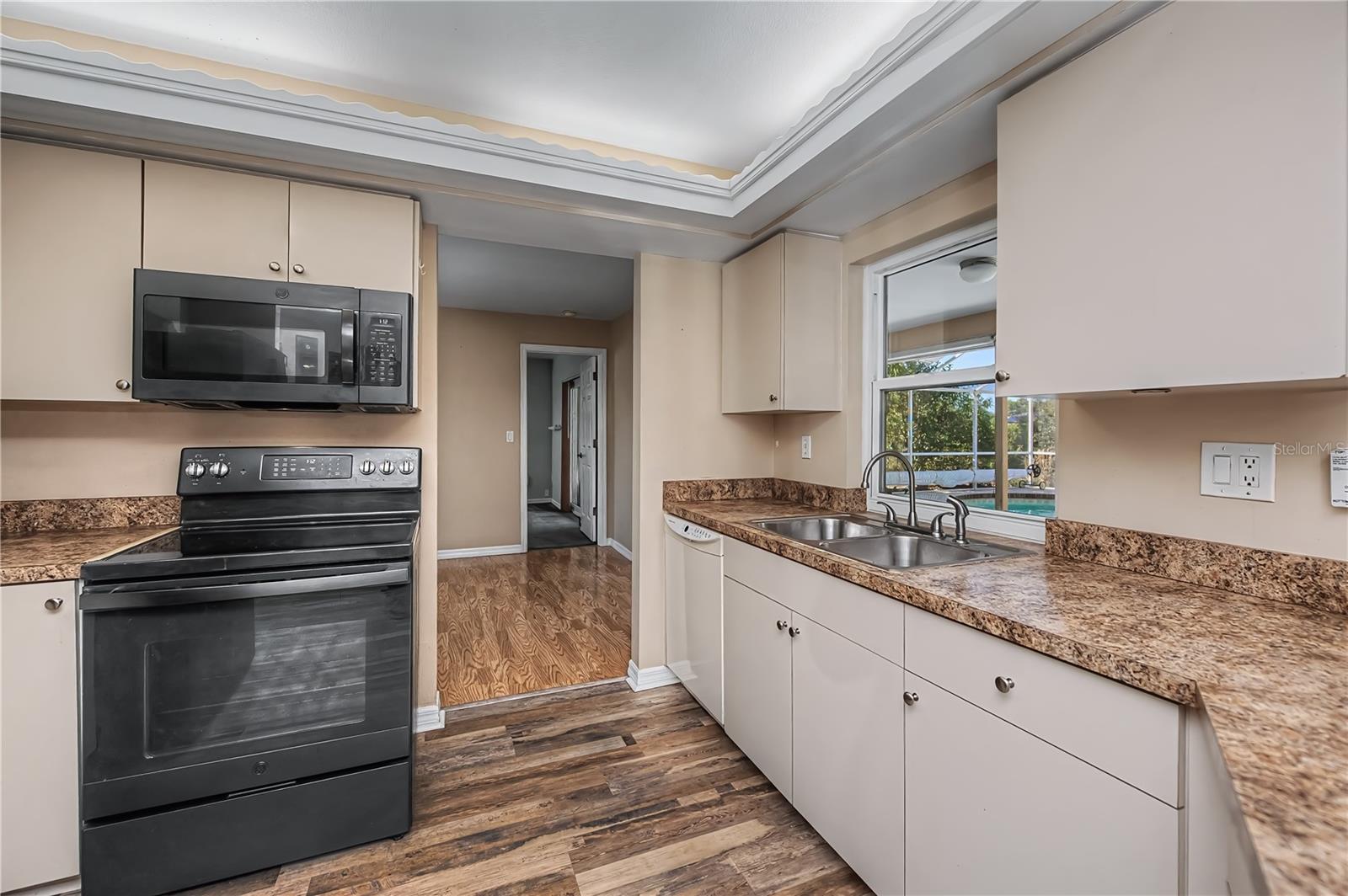 443 FAIRMONT TER, PORT CHARLOTTE, FL, 33954