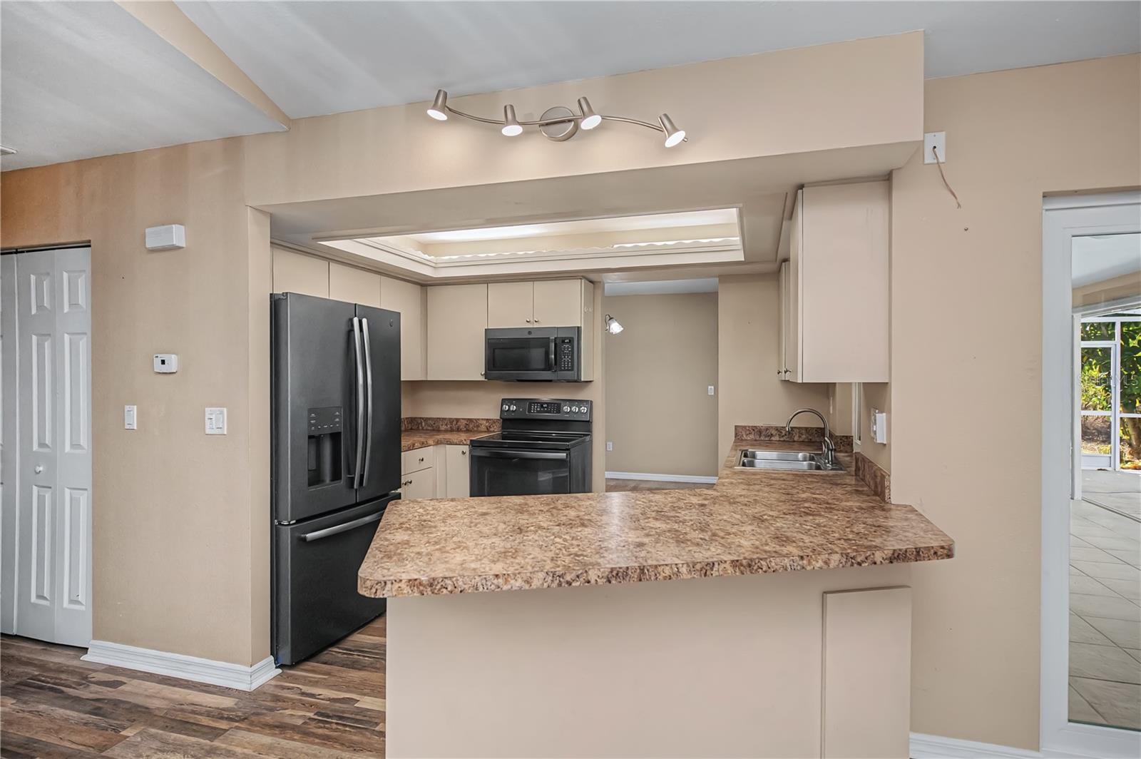 443 FAIRMONT TER, PORT CHARLOTTE, FL, 33954