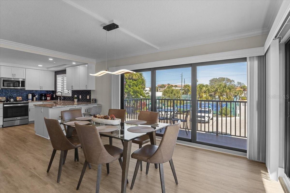 6326 MIDNIGHT PASS RD #101, SARASOTA, FL, 34242