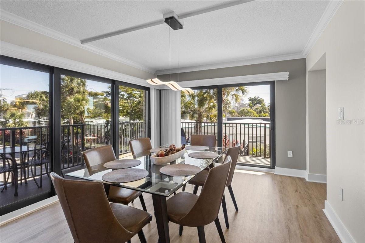 6326 MIDNIGHT PASS RD #101, SARASOTA, FL, 34242