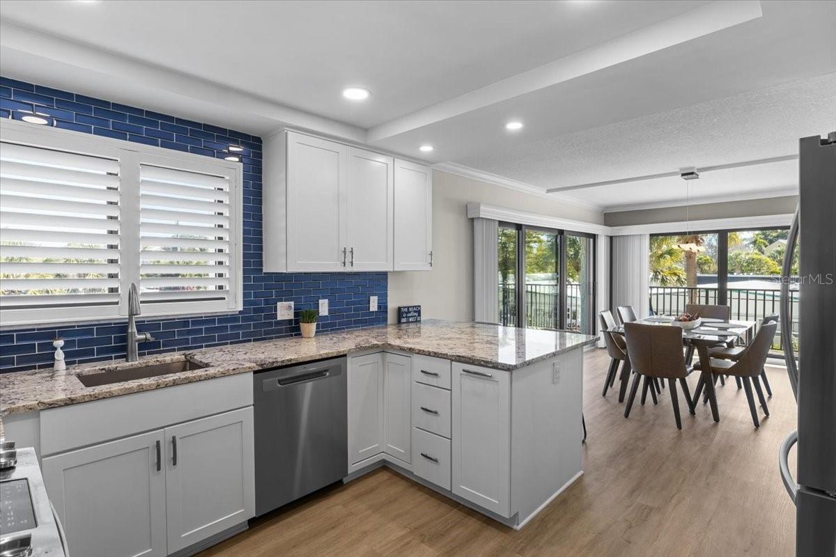 6326 MIDNIGHT PASS RD #101, SARASOTA, FL, 34242