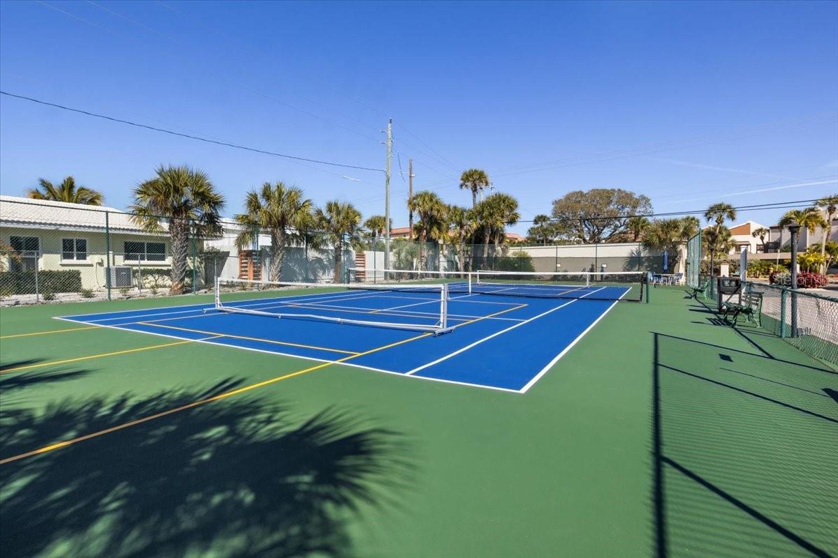 6326 MIDNIGHT PASS RD #101, SARASOTA, FL, 34242