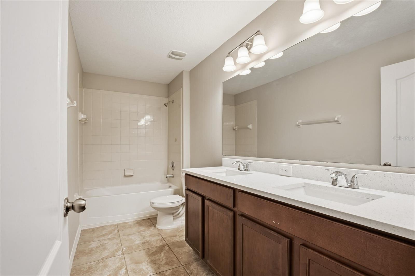 12024 STREAMBED DR, RIVERVIEW, FL, 33579