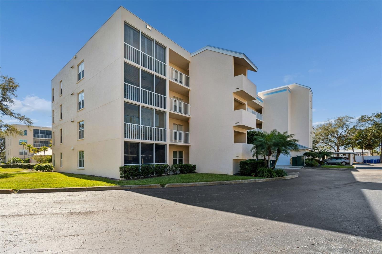 3950 IRONWOOD CIR #103, BRADENTON, FL, 34209