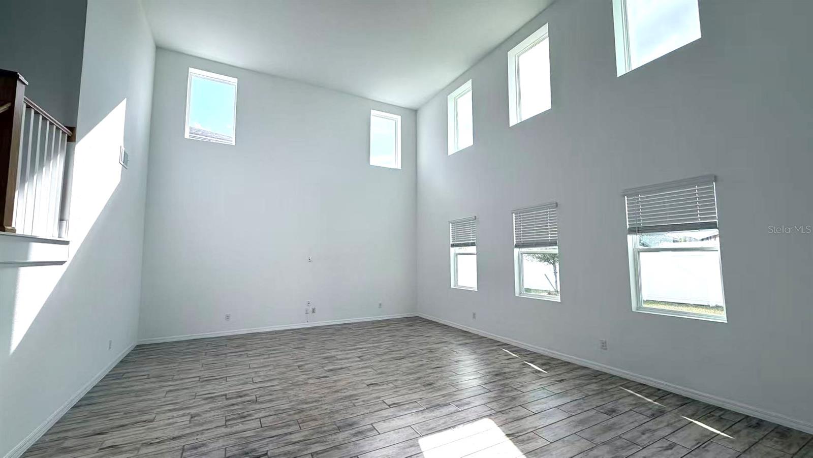 2086 DERWENT DR, DAVENPORT, FL, 33896