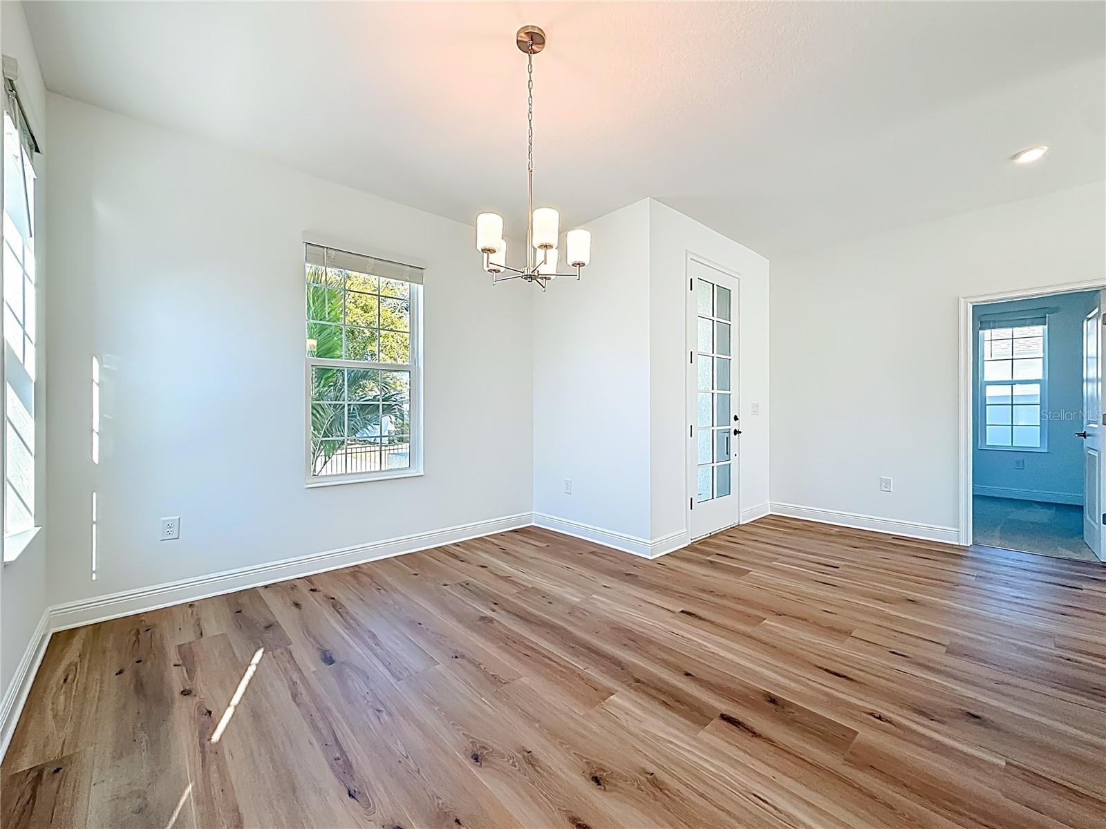 1066 8TH AVE S, ST PETERSBURG, FL, 33705