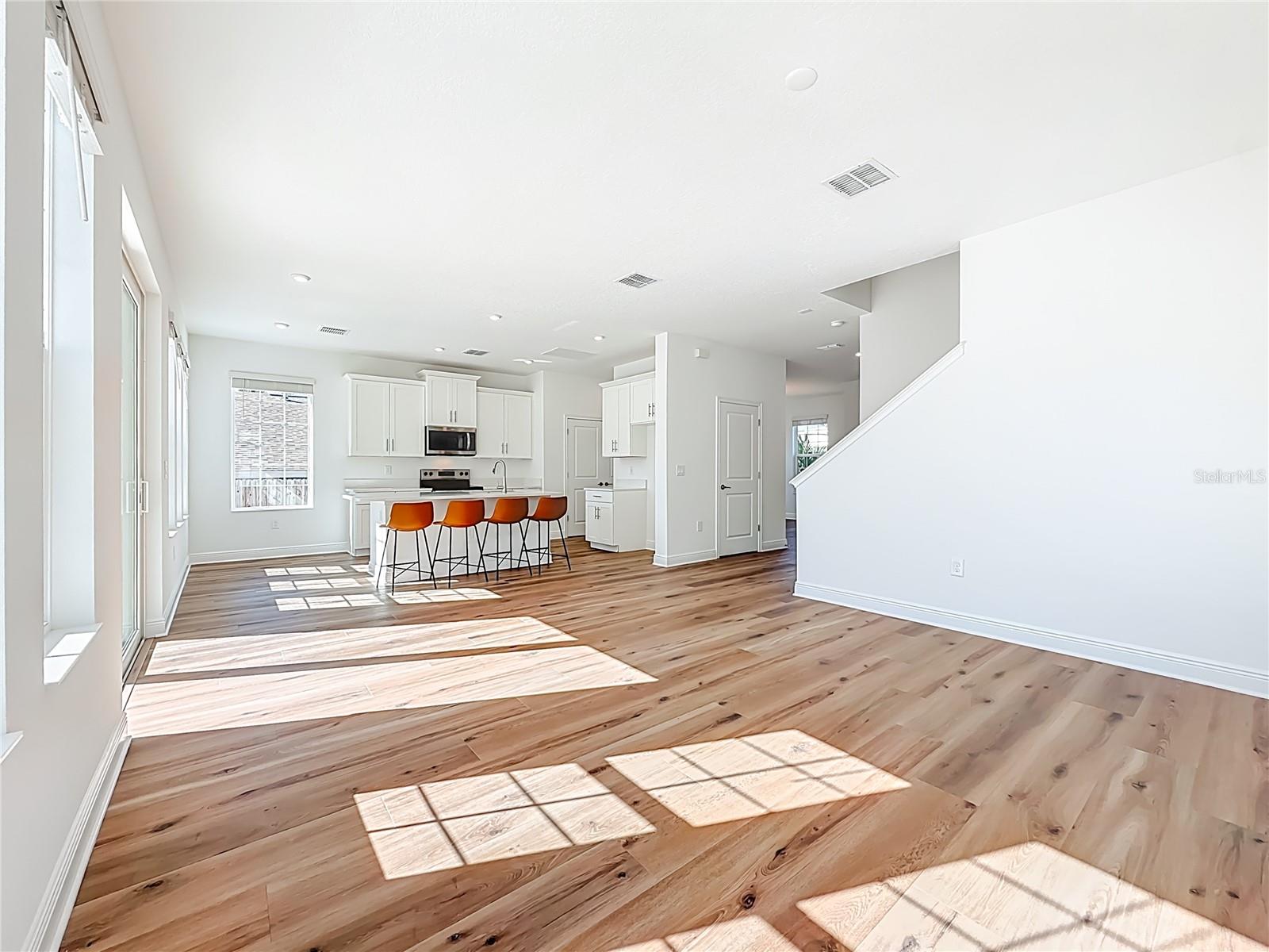 1066 8TH AVE S, ST PETERSBURG, FL, 33705