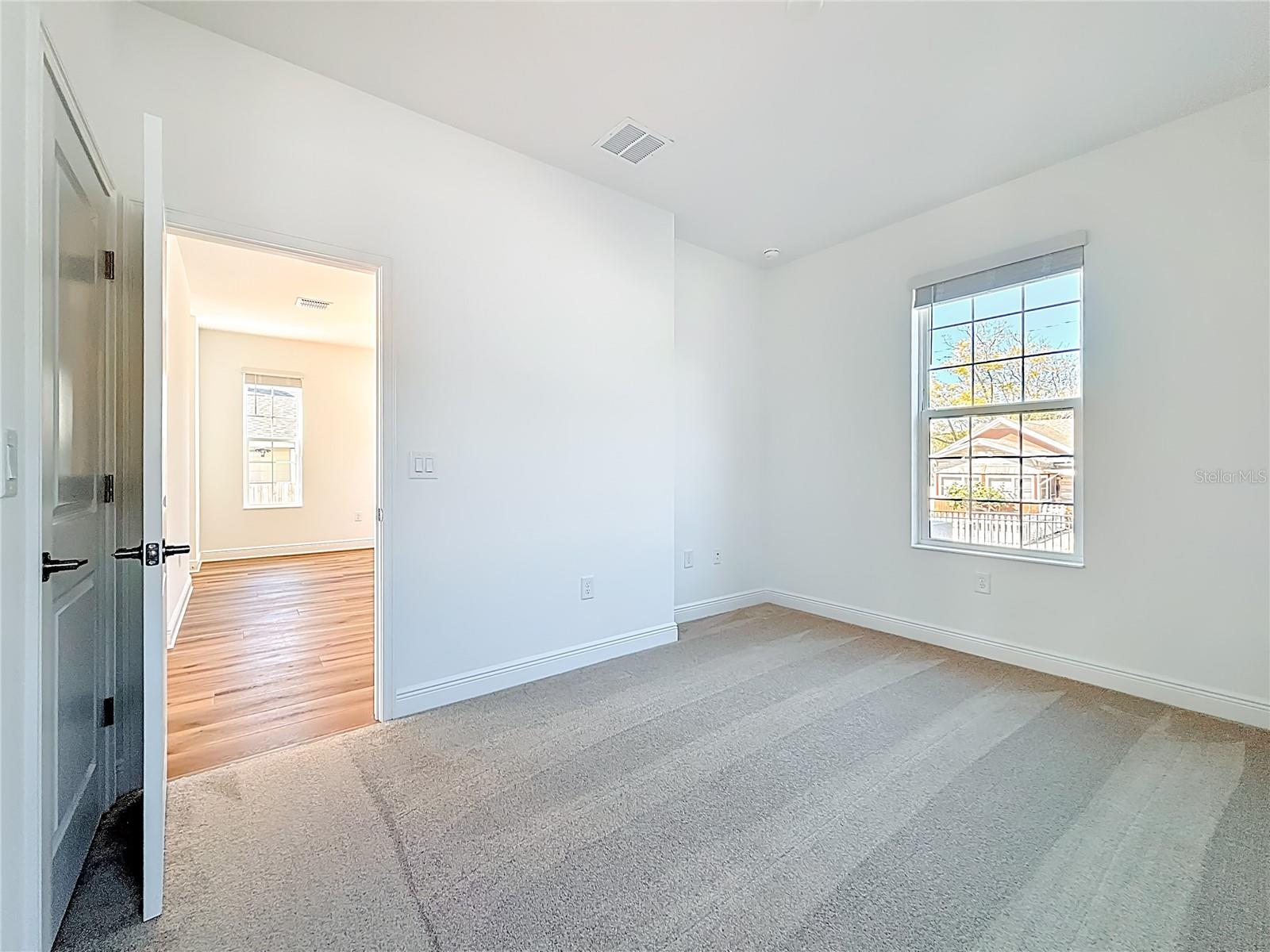 1066 8TH AVE S, ST PETERSBURG, FL, 33705