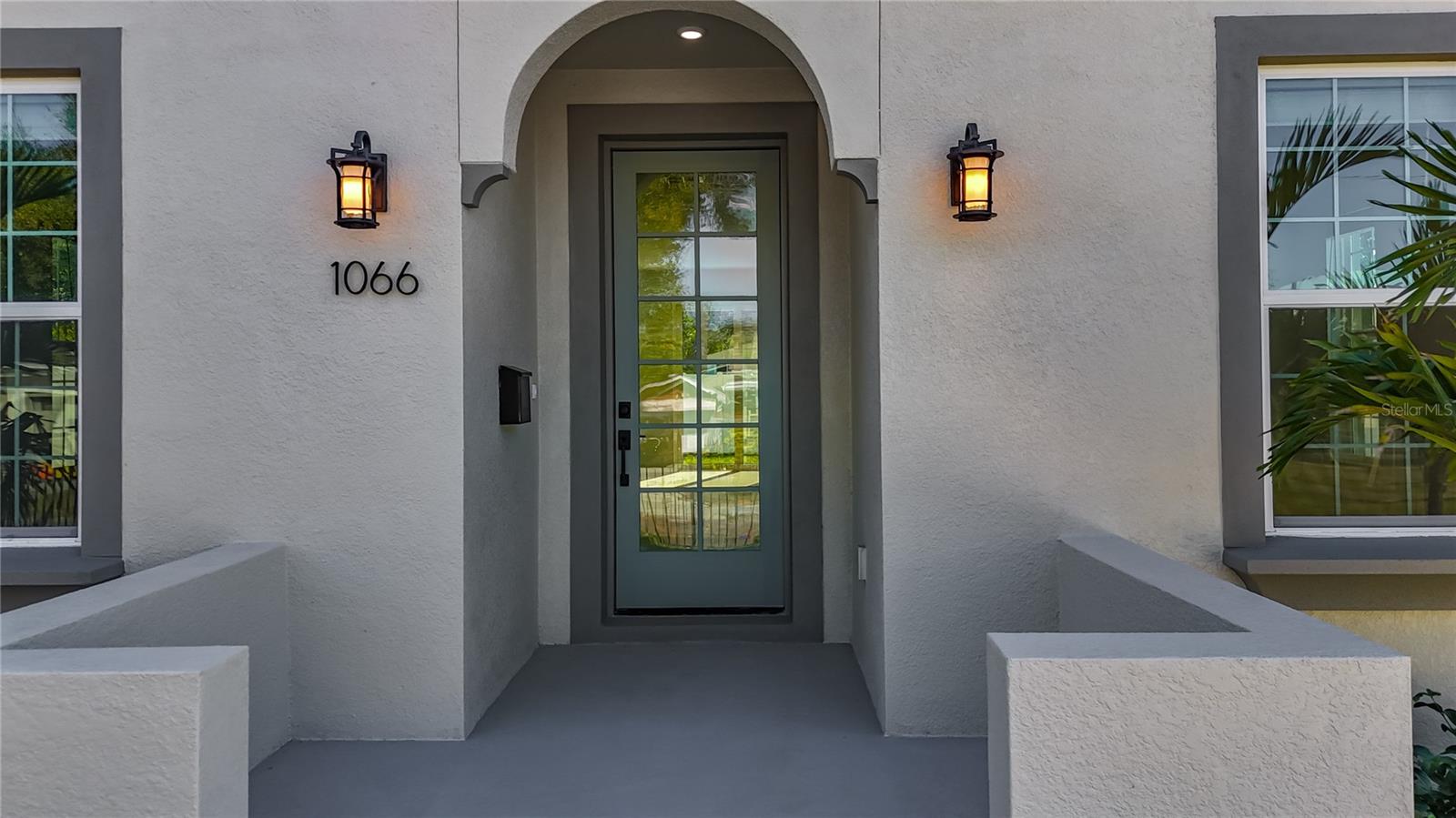 1066 8TH AVE S, ST PETERSBURG, FL, 33705