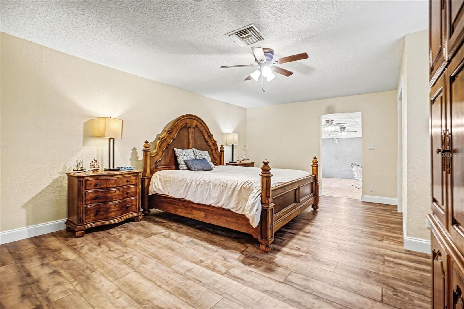 55316 CLAIRE ST, ASTOR, FL, 32102