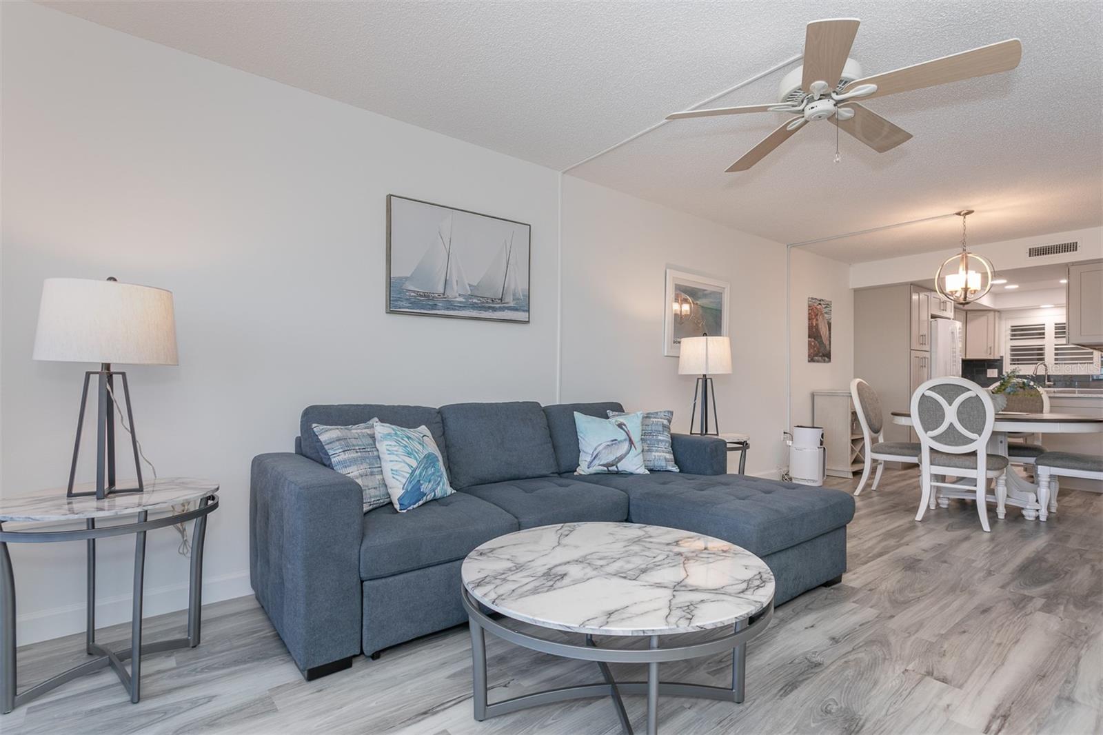 633 ALHAMBRA RD #305, VENICE, FL, 34285