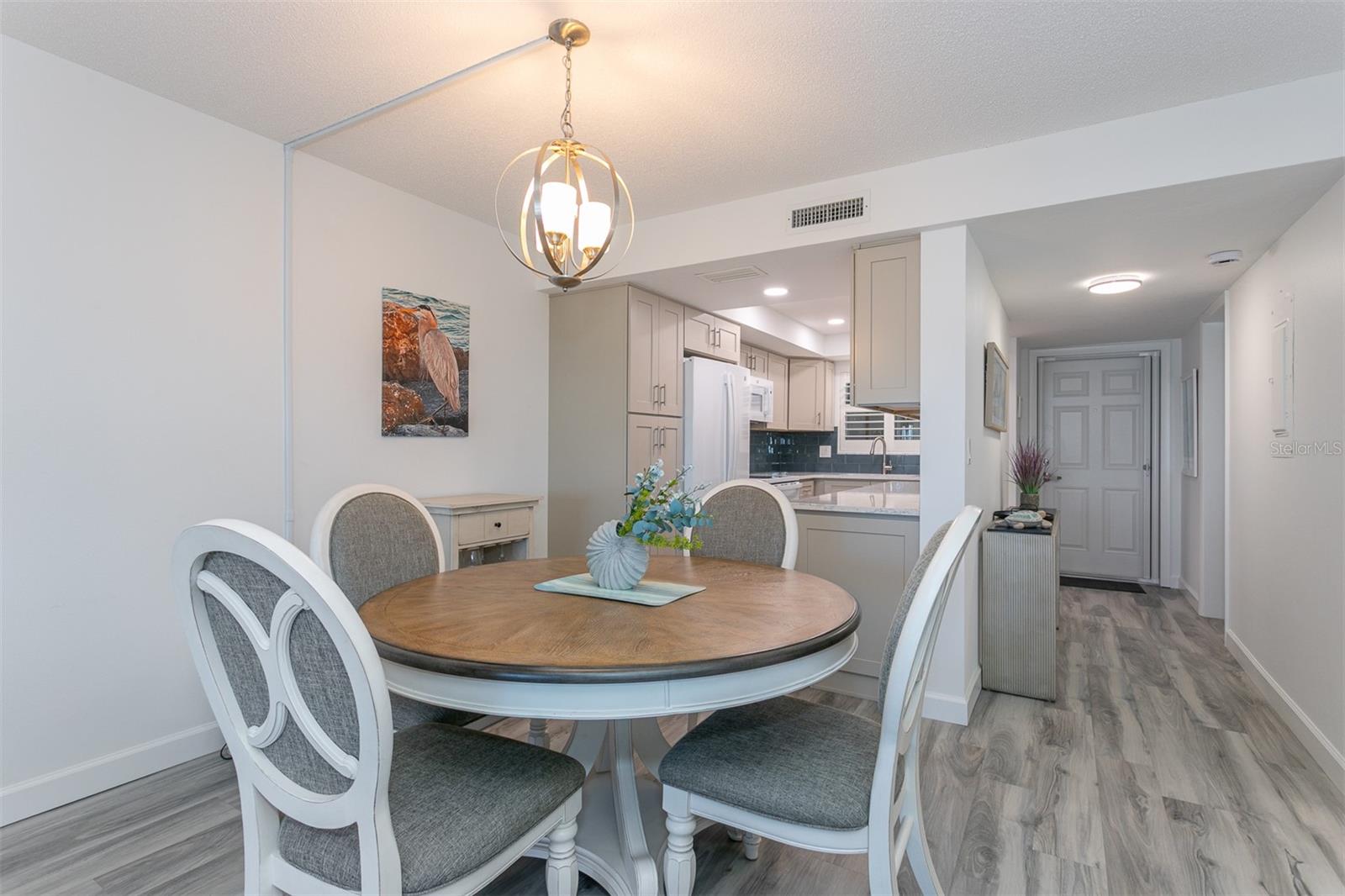 633 ALHAMBRA RD #305, VENICE, FL, 34285