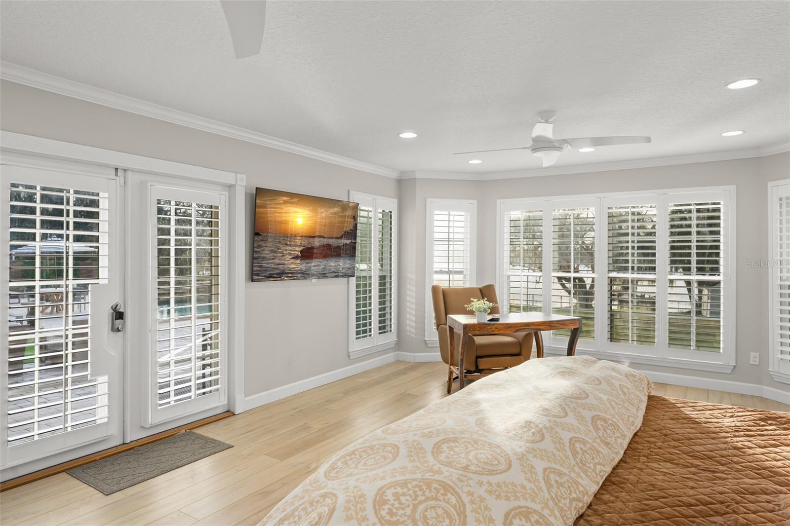 O6376859 Property Photo