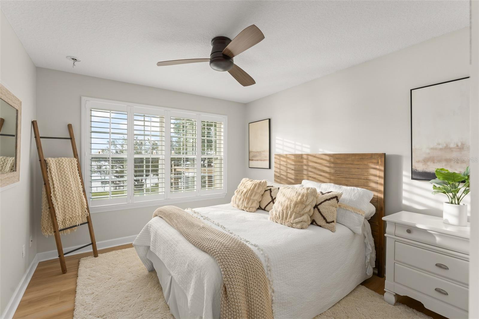 O6376859 Property Photo