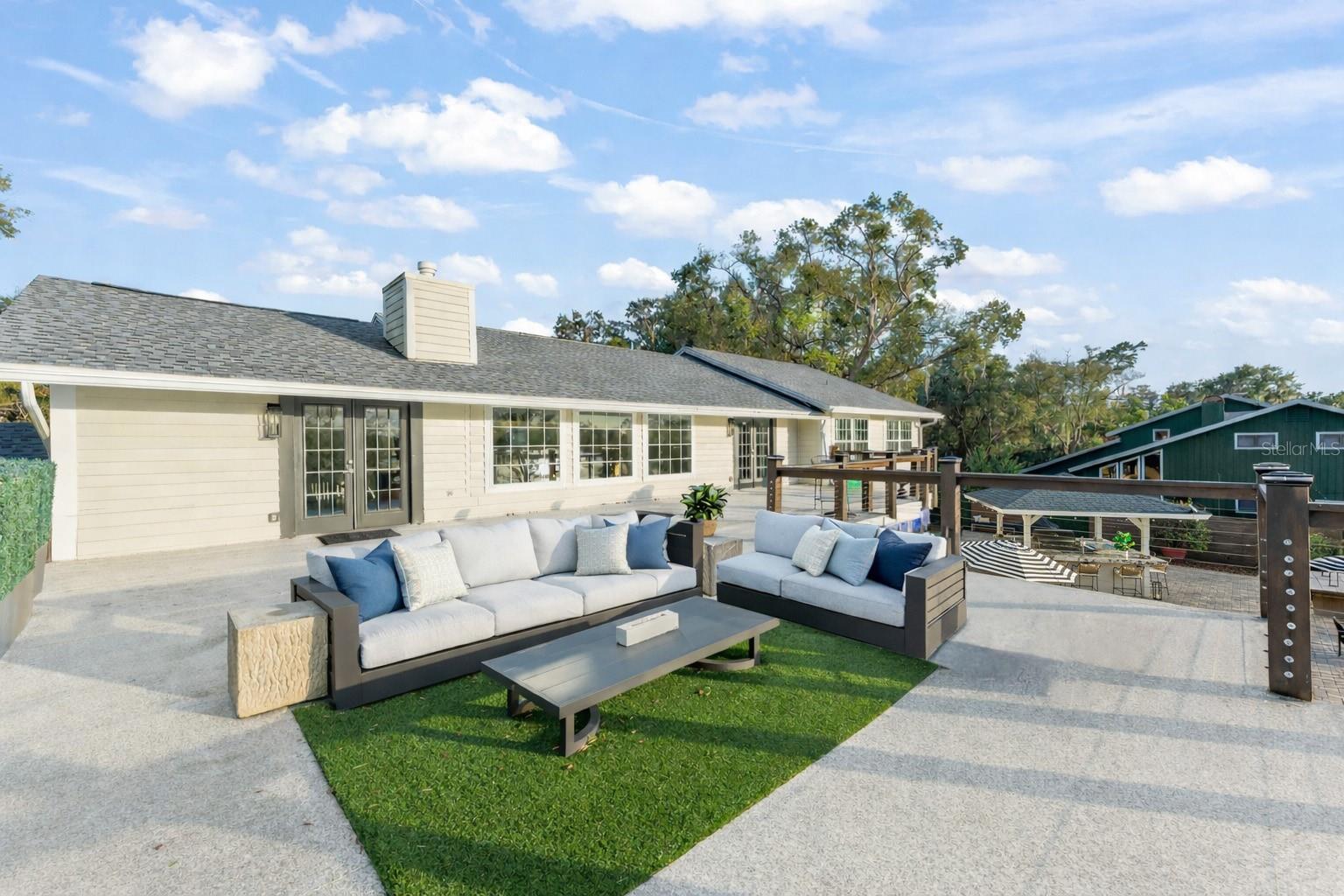 O6376859 Property Photo