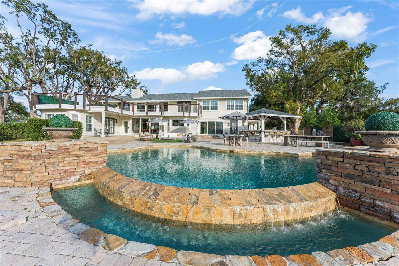 O6376859 Property Photo