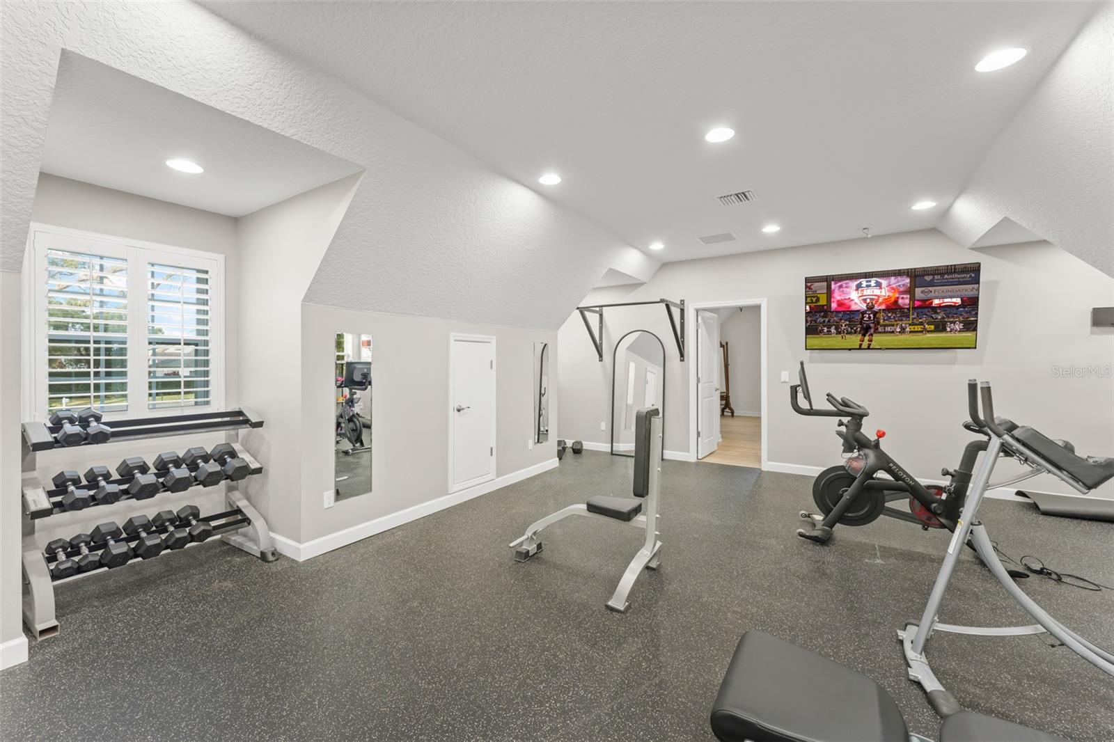 O6376859 Property Photo