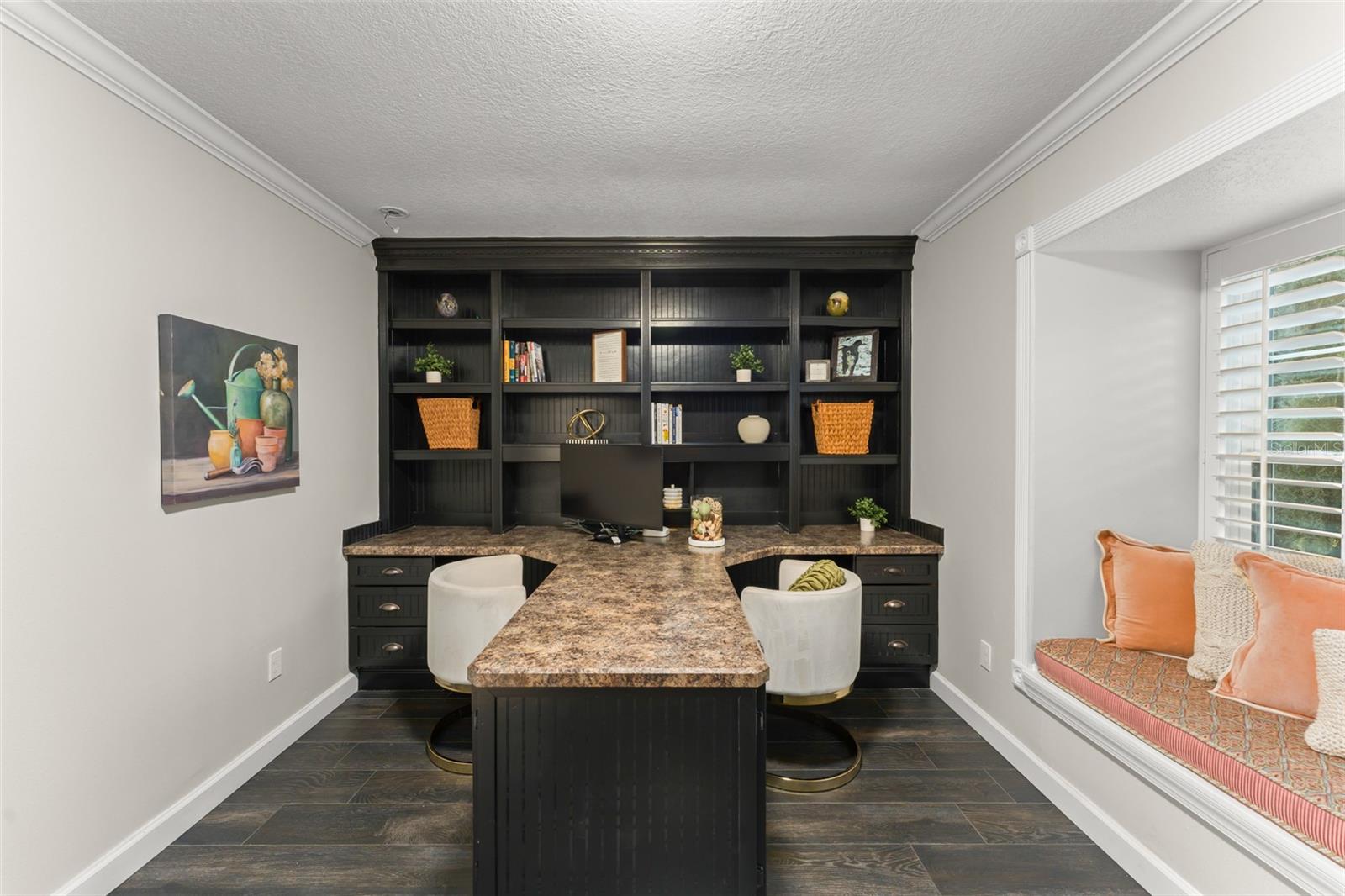 O6376859 Property Photo