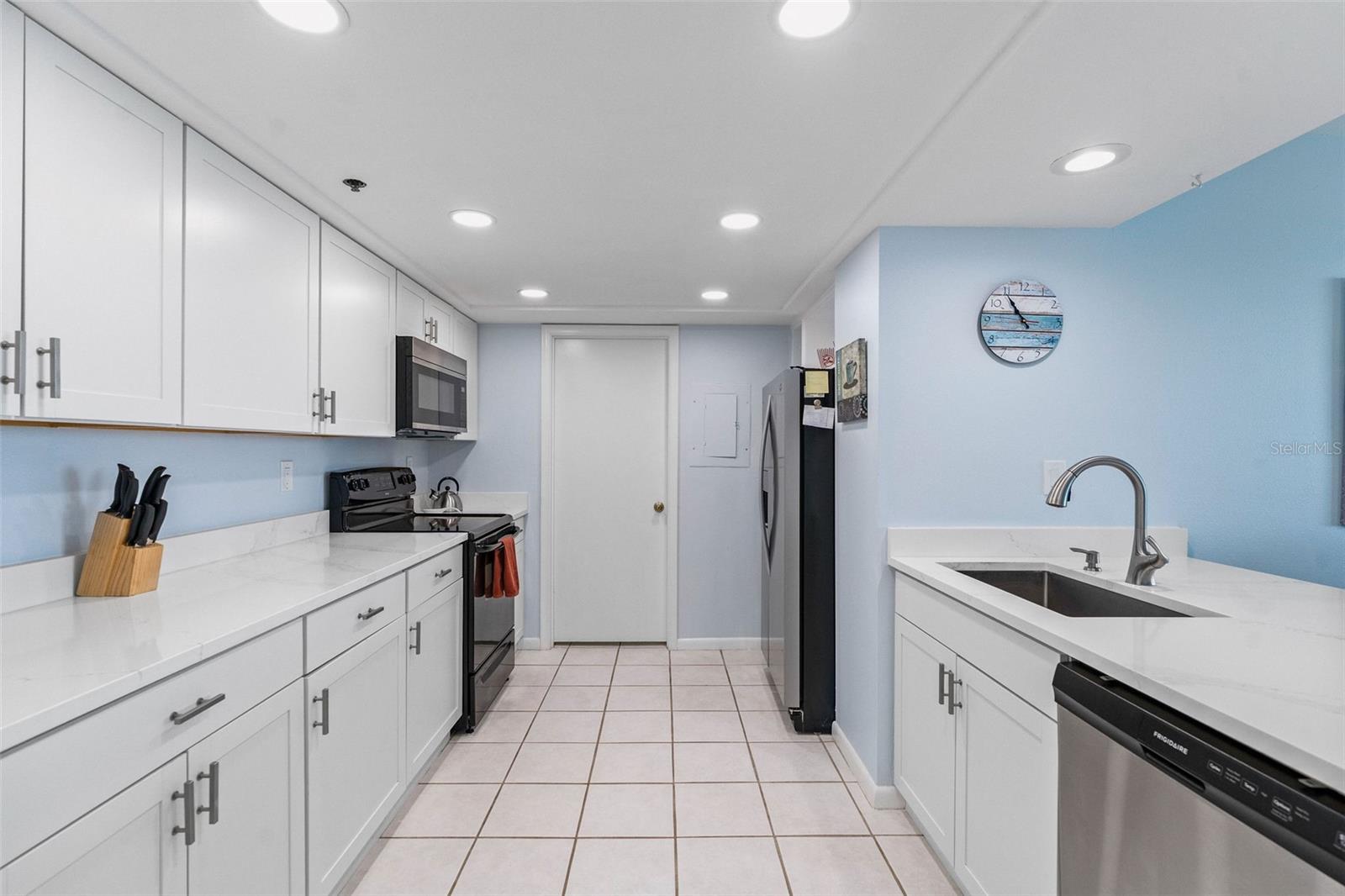 6287 BAHIA DEL MAR CIR #801, ST PETERSBURG, FL, 33715