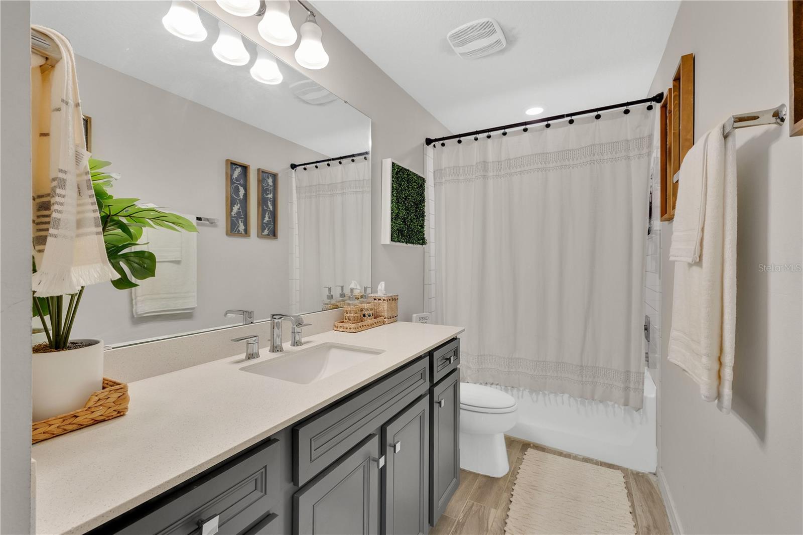 5433 LOG GROVE LN, ORLANDO, FL, 32829