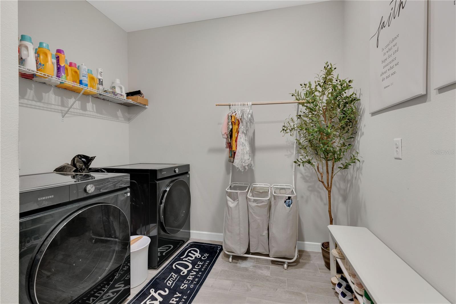 5433 LOG GROVE LN, ORLANDO, FL, 32829