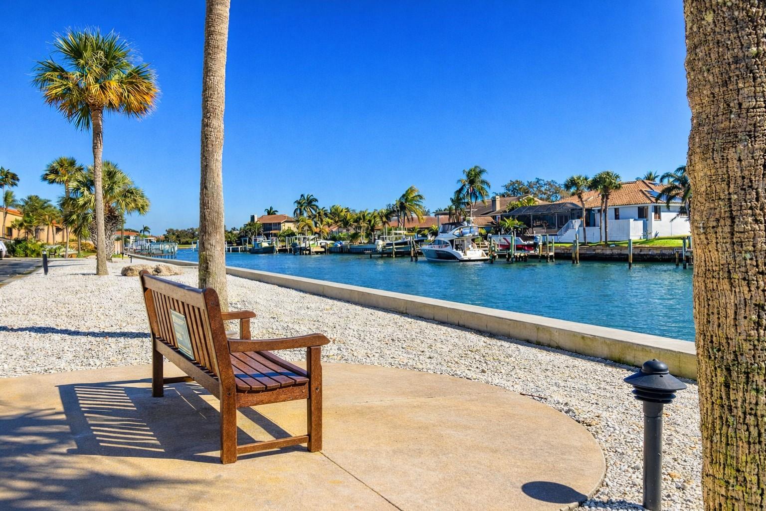 Set on 33 lush island acres along Boca Ciega Bay, the Point Brittany Condominiums community offers beautifully lit walking trails for you to enjoy.