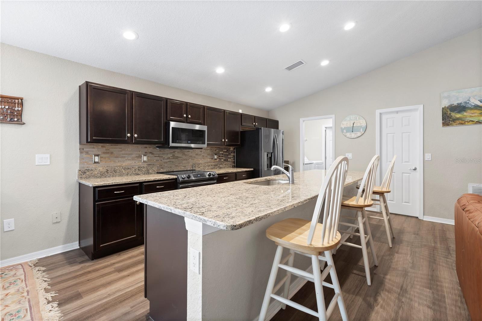 719 VINEYARD RESERVE CT, SEFFNER, FL, 33584