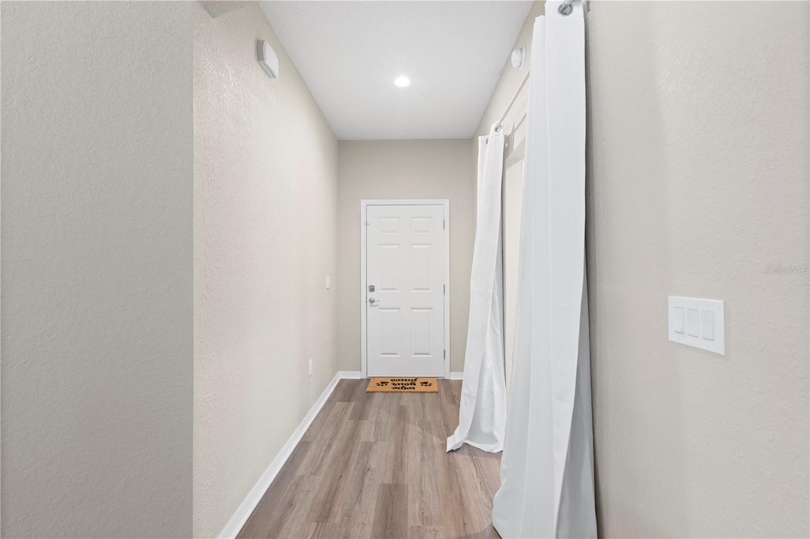 719 VINEYARD RESERVE CT, SEFFNER, FL, 33584