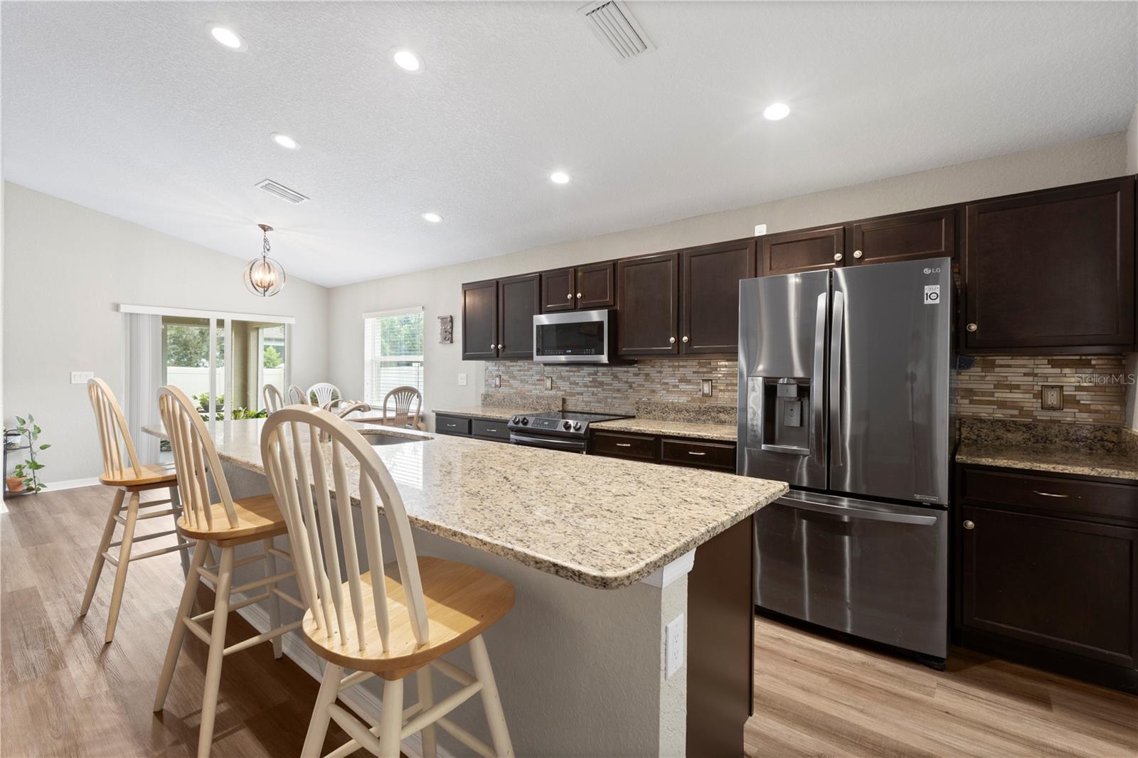 719 VINEYARD RESERVE CT, SEFFNER, FL, 33584