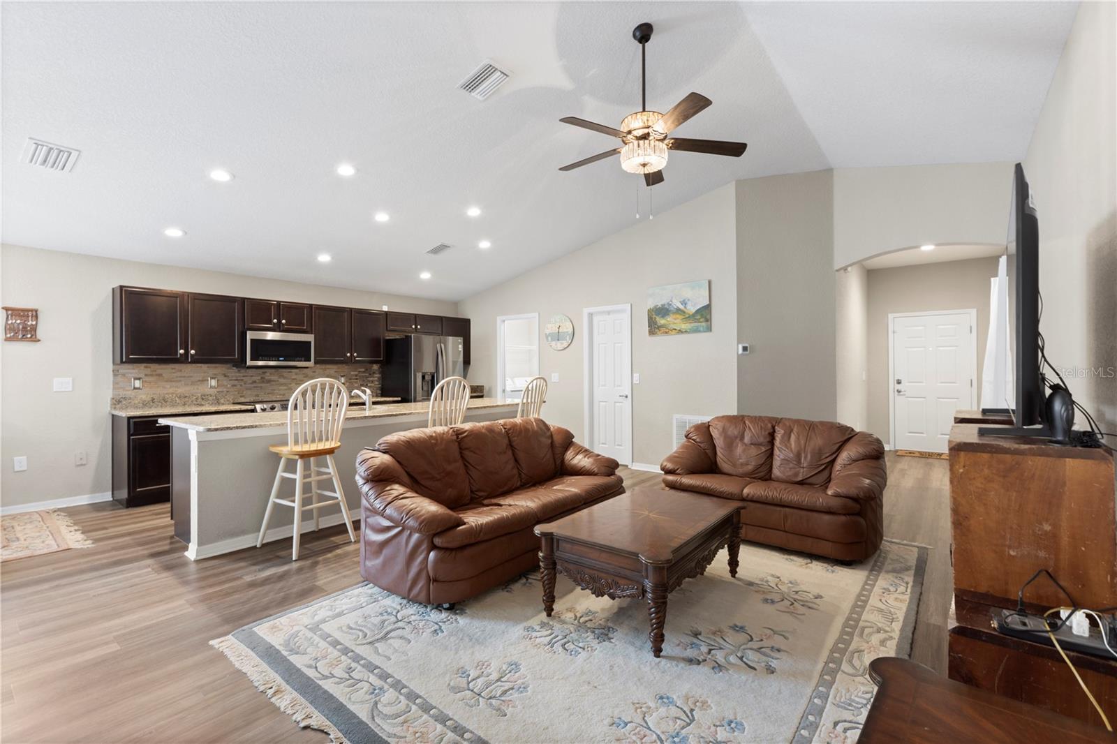 719 VINEYARD RESERVE CT, SEFFNER, FL, 33584