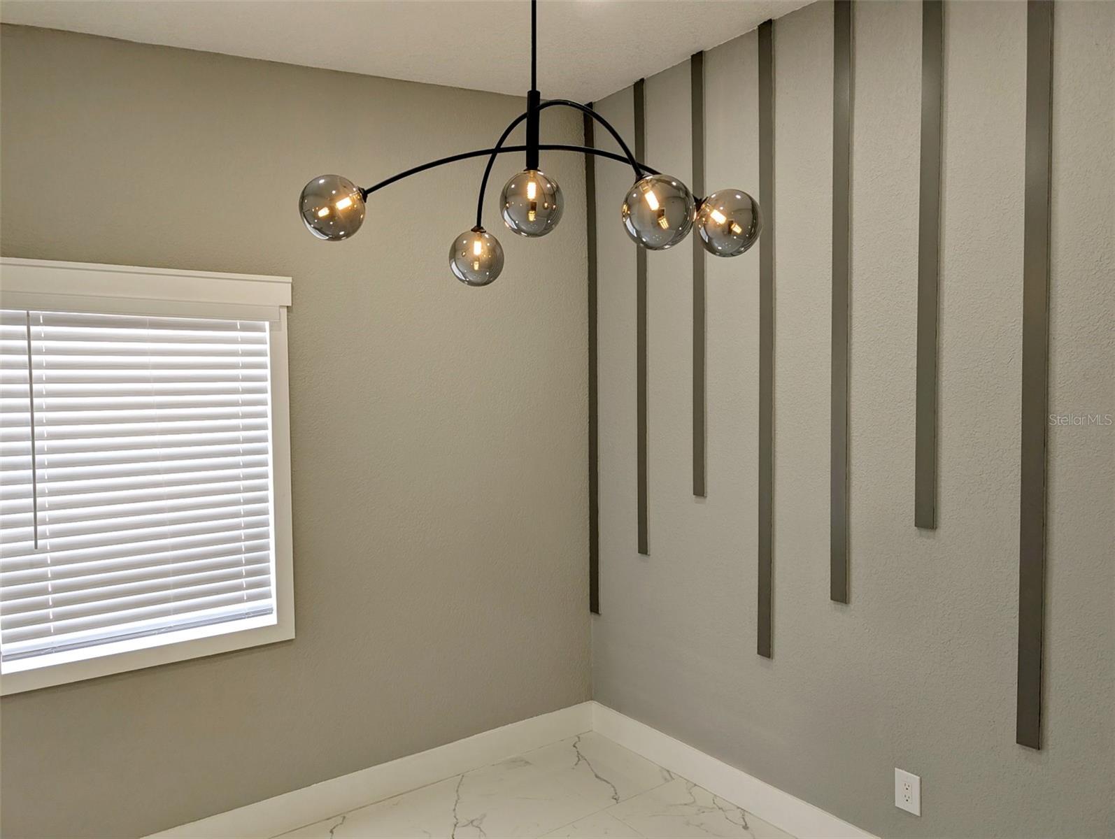 1245 N PINE HILLS RD, ORLANDO, FL, 32808