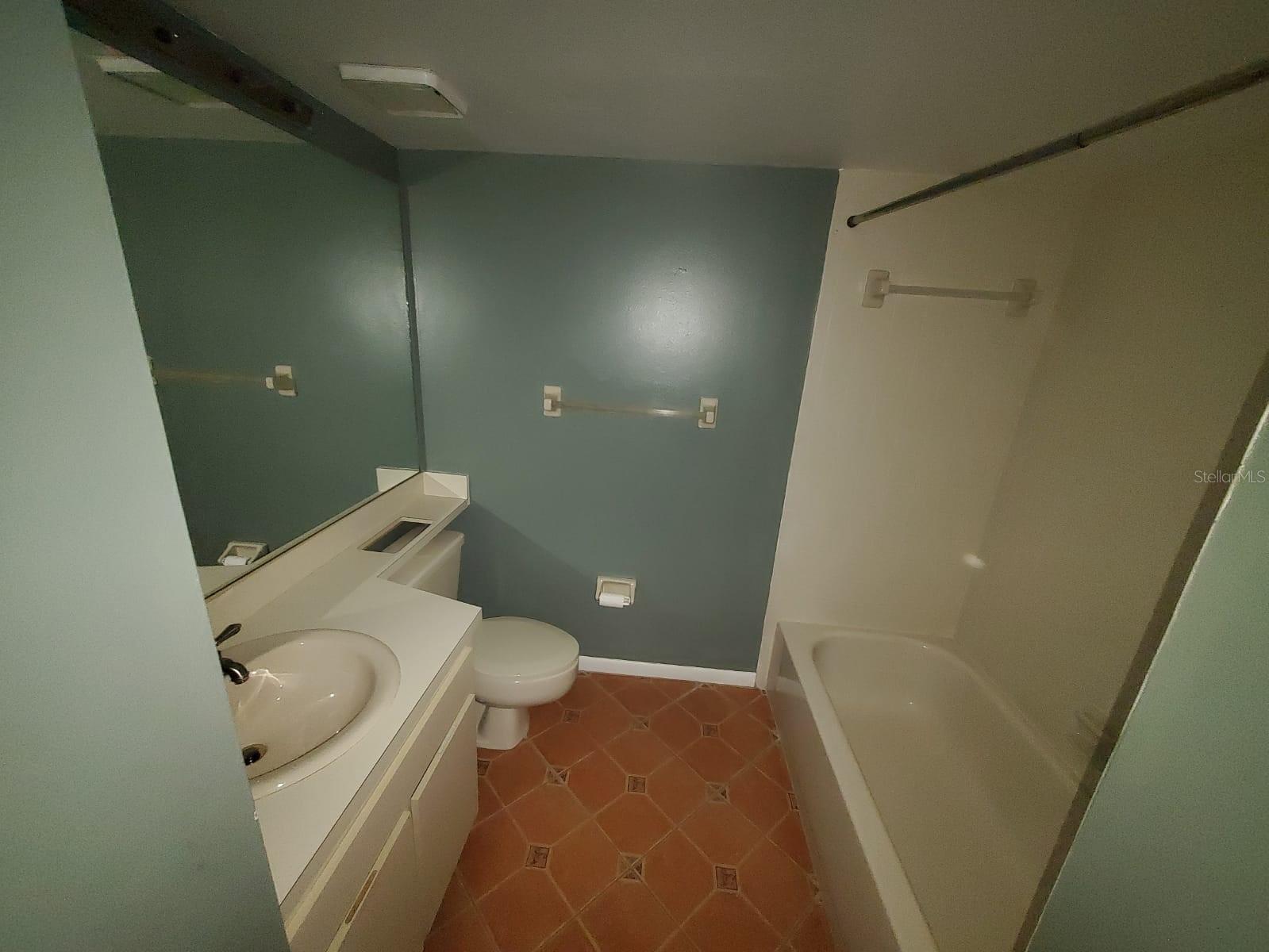 5333 VINELAND RD #101, ORLANDO, FL, 32811