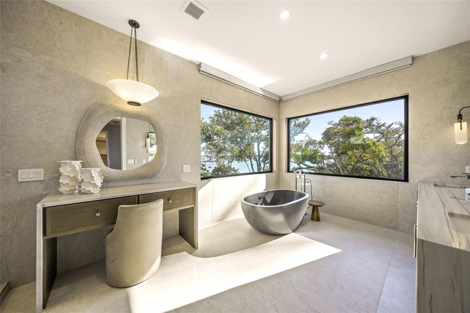 A4679859 Property Photo