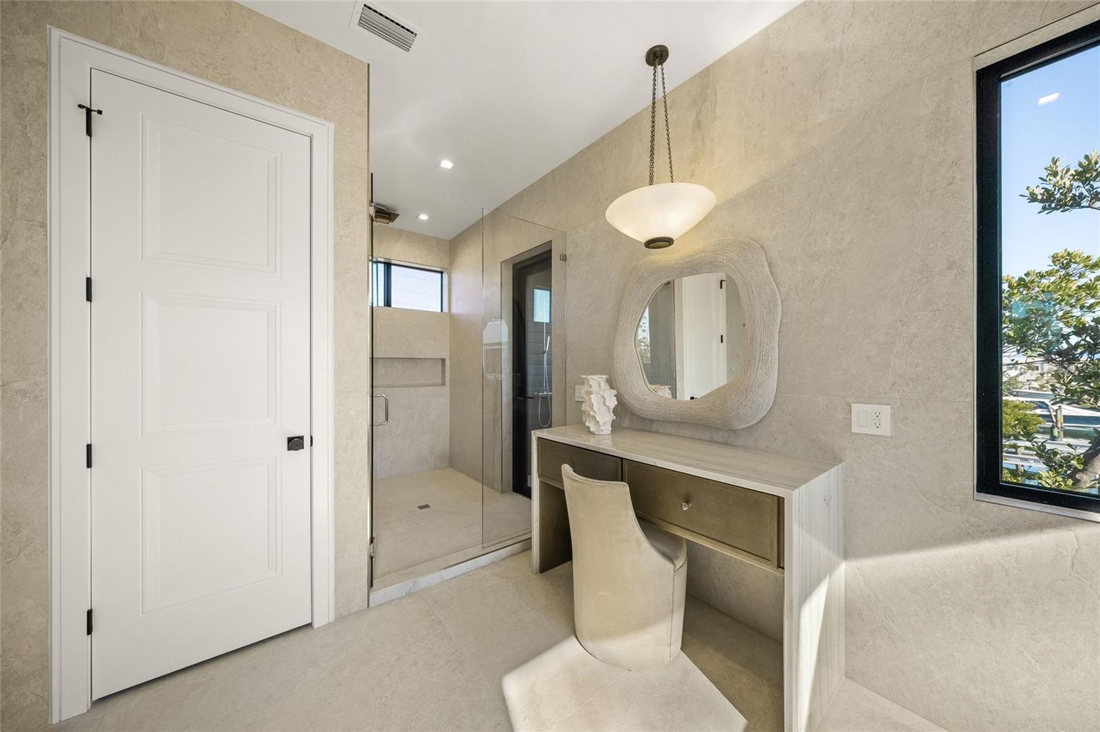 A4679859 Property Photo