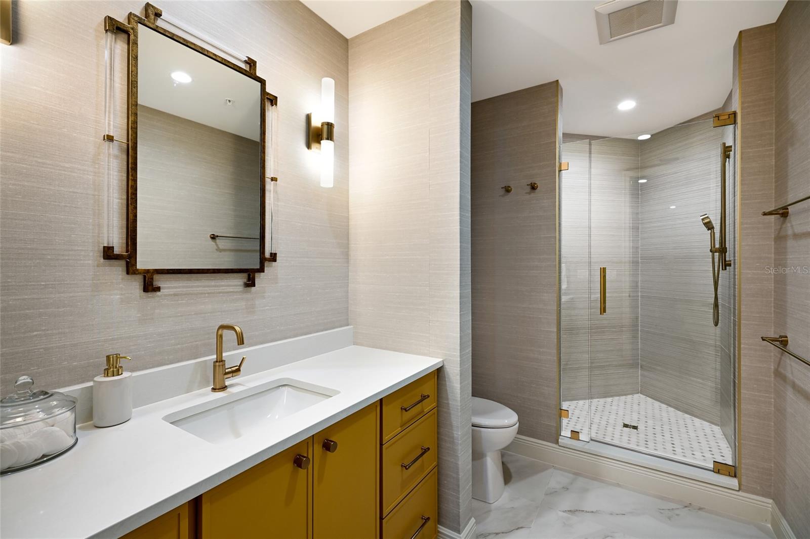 A4679860 Property Photo