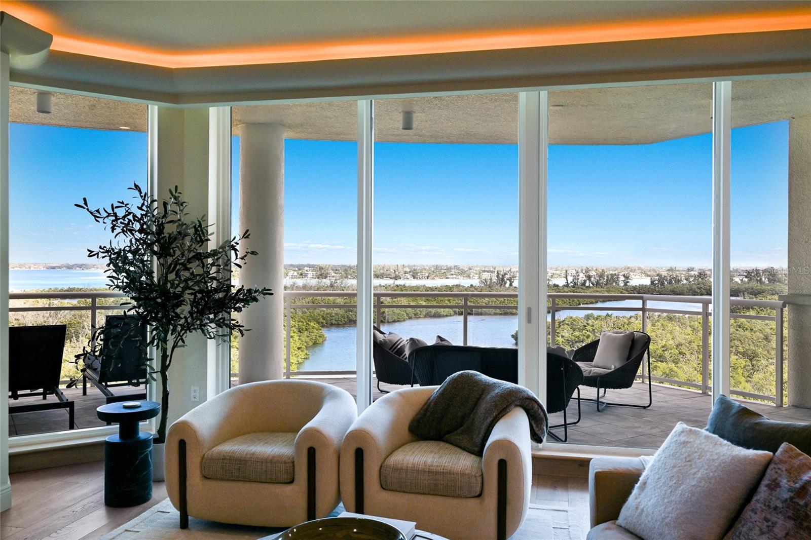 A4679860 Property Photo