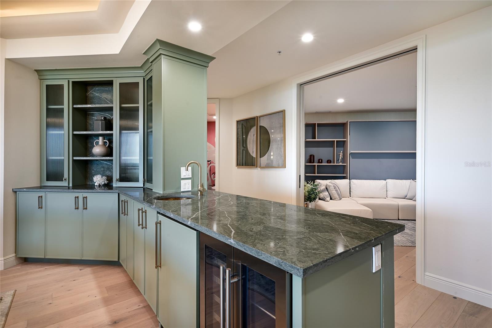 A4679860 Property Photo