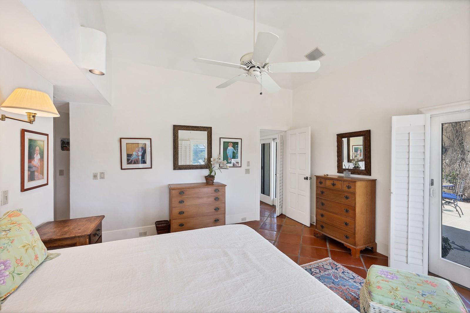 D6145817 Property Photo