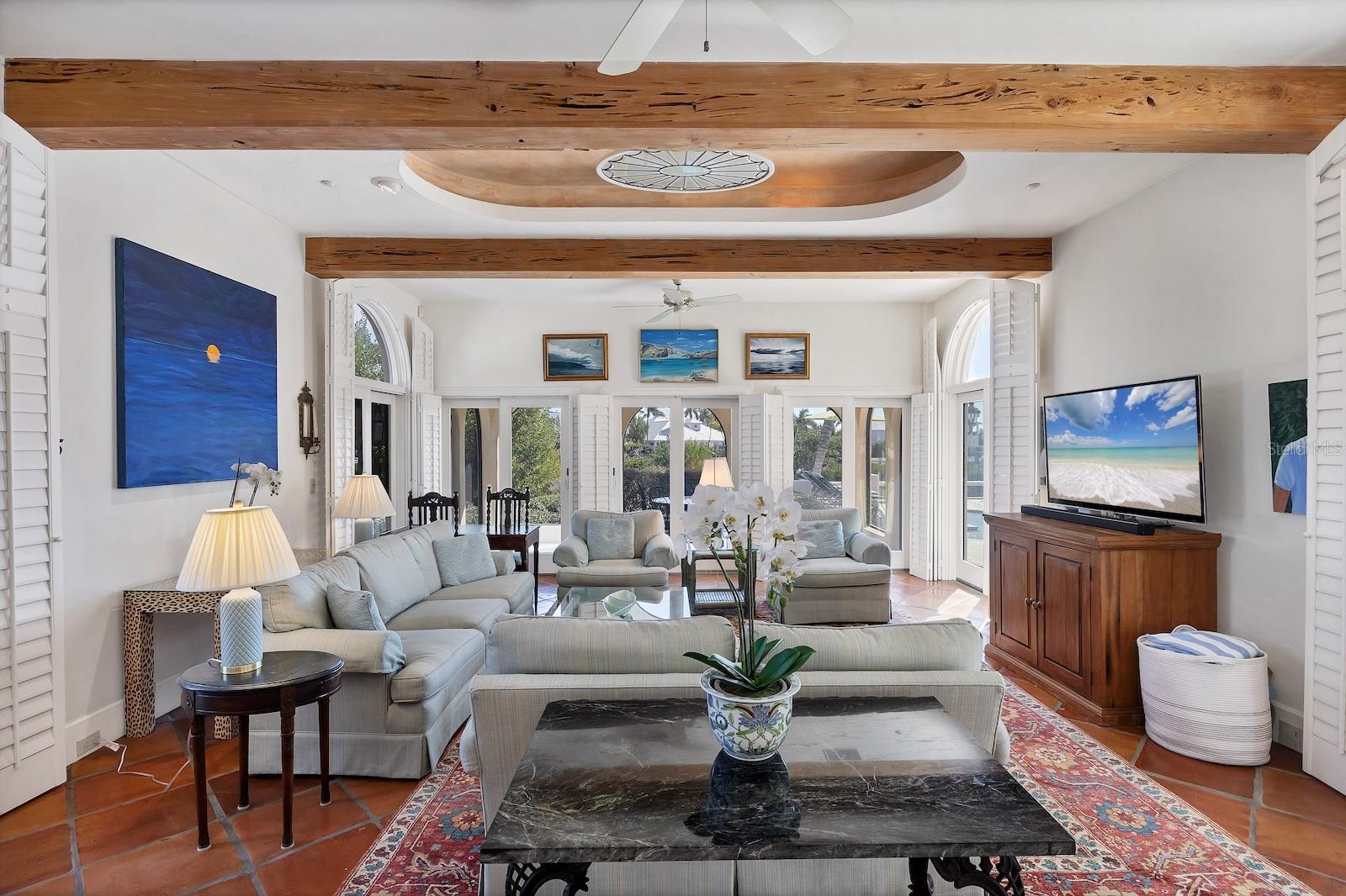 D6145817 Property Photo