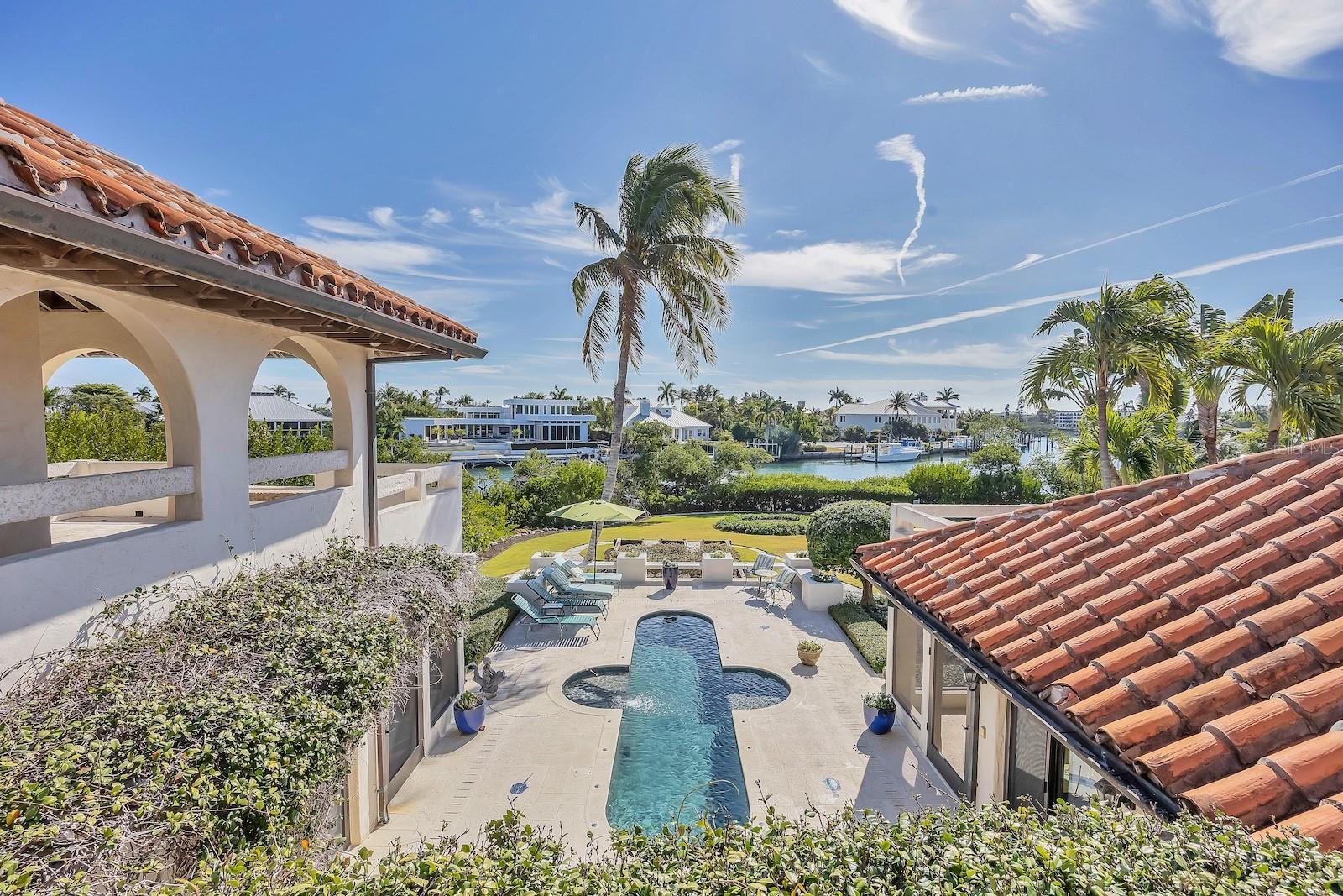 D6145817 Property Photo