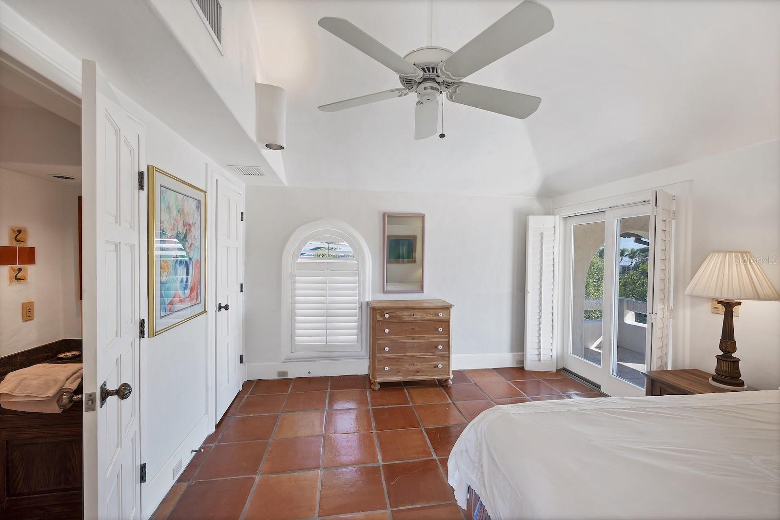 D6145817 Property Photo