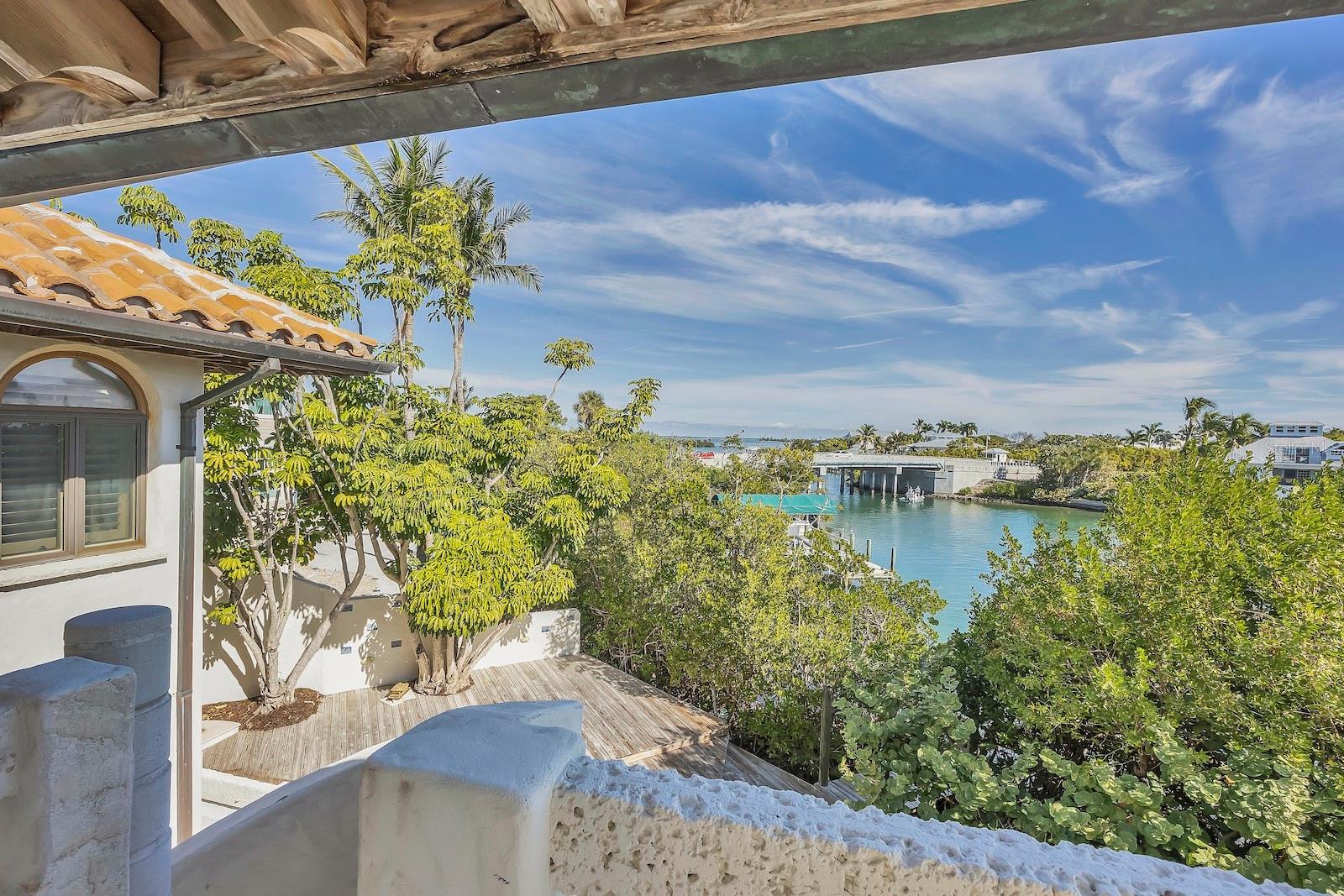 D6145817 Property Photo