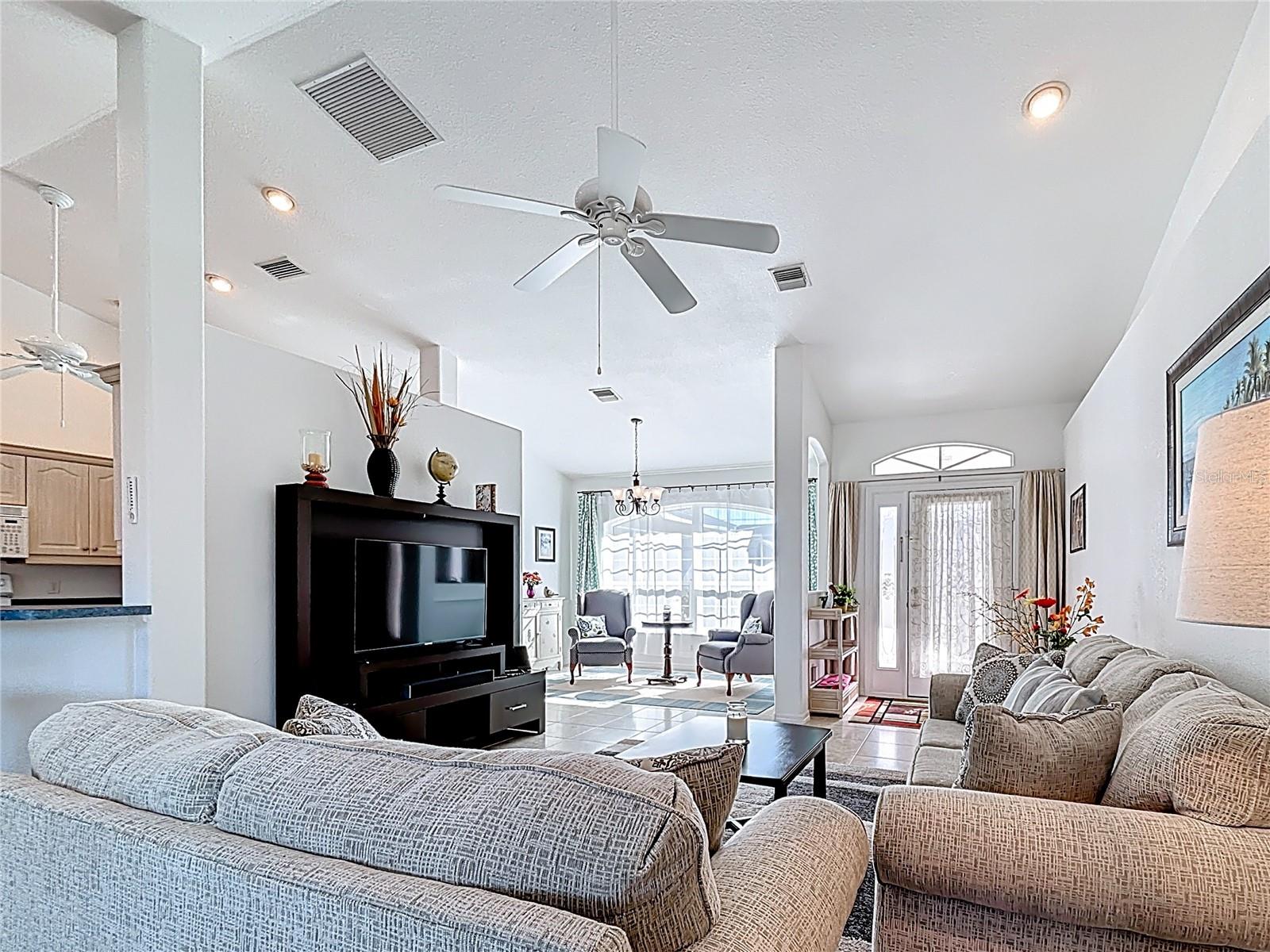 9 MEDALIST LN, ROTONDA WEST, FL, 33947