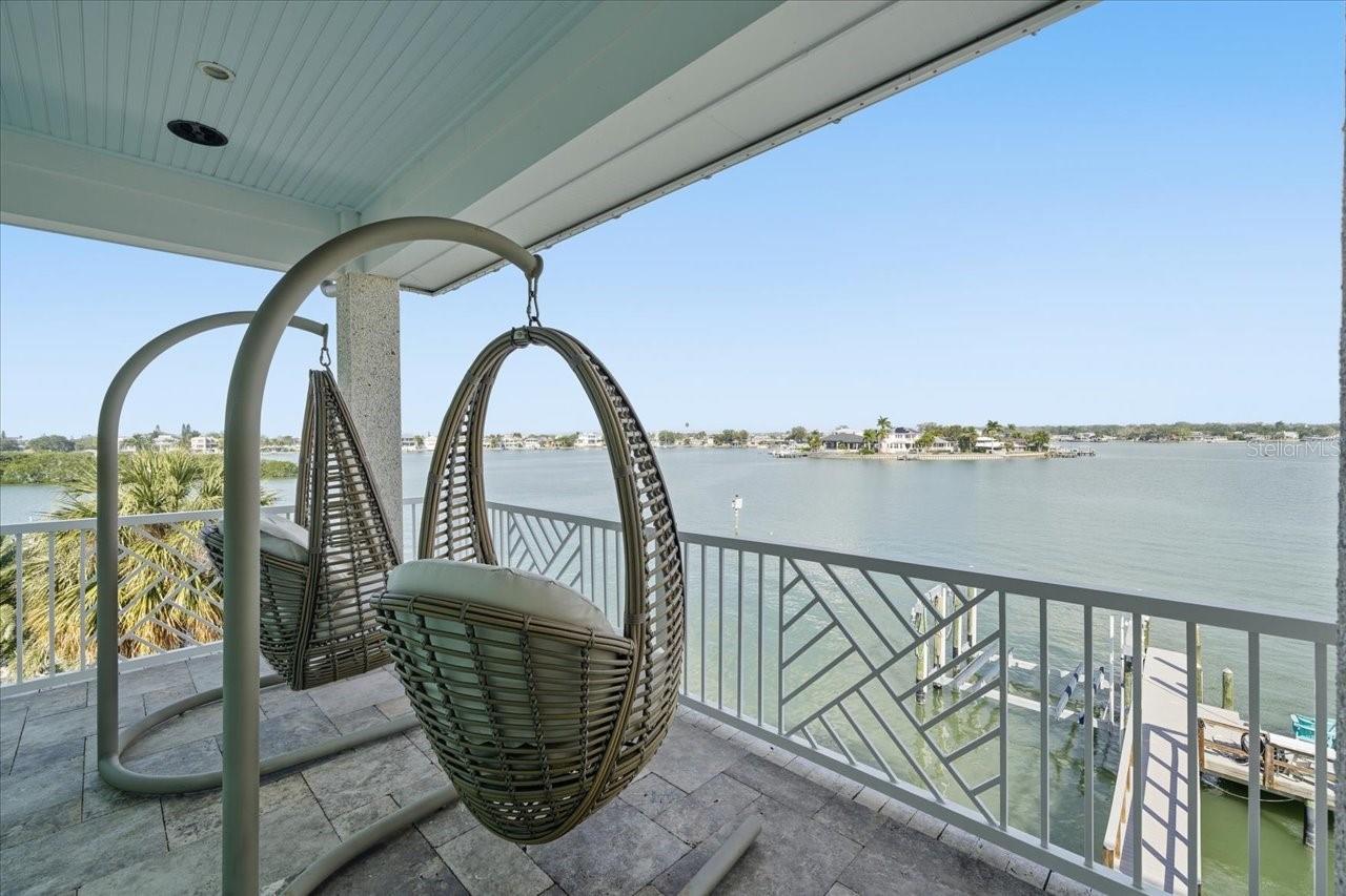 TB8468881 Property Photo