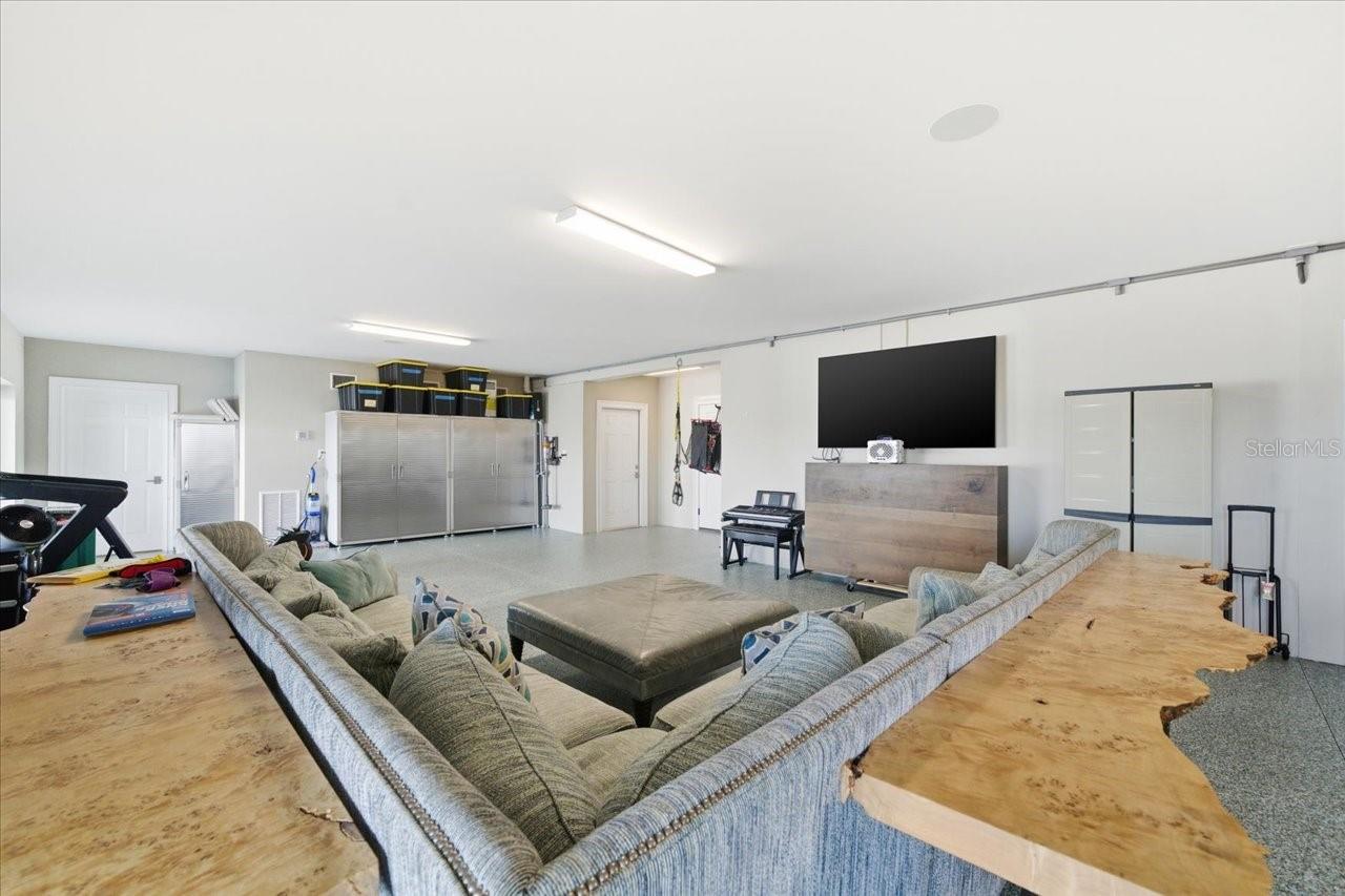 TB8468881 Property Photo