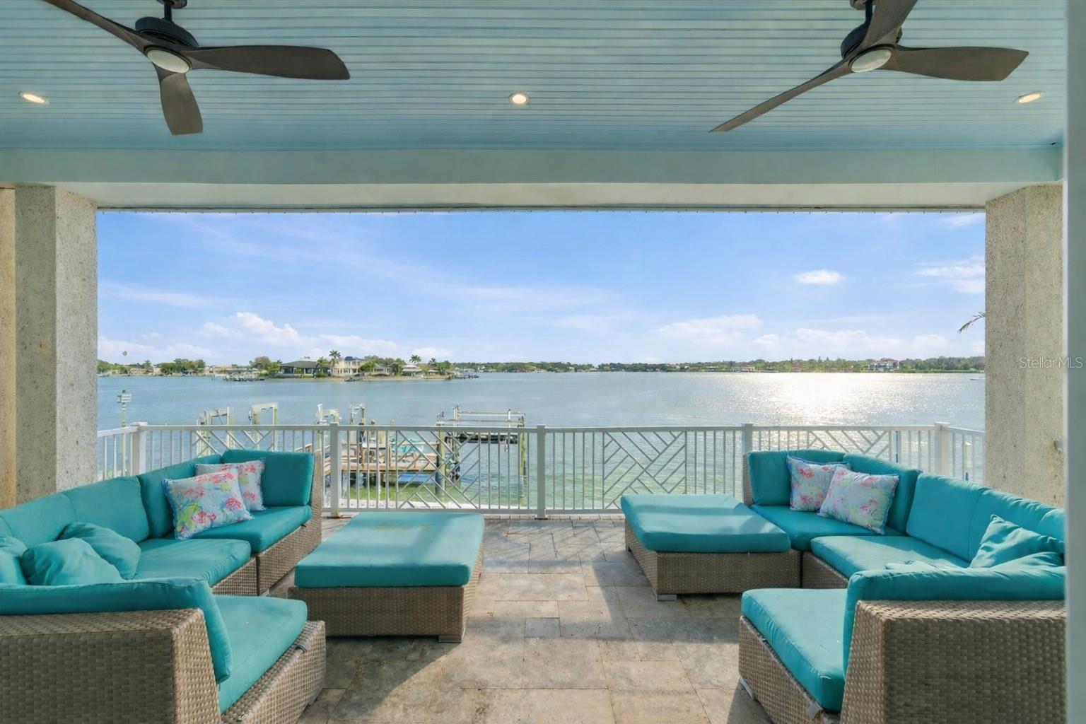 TB8468881 Property Photo