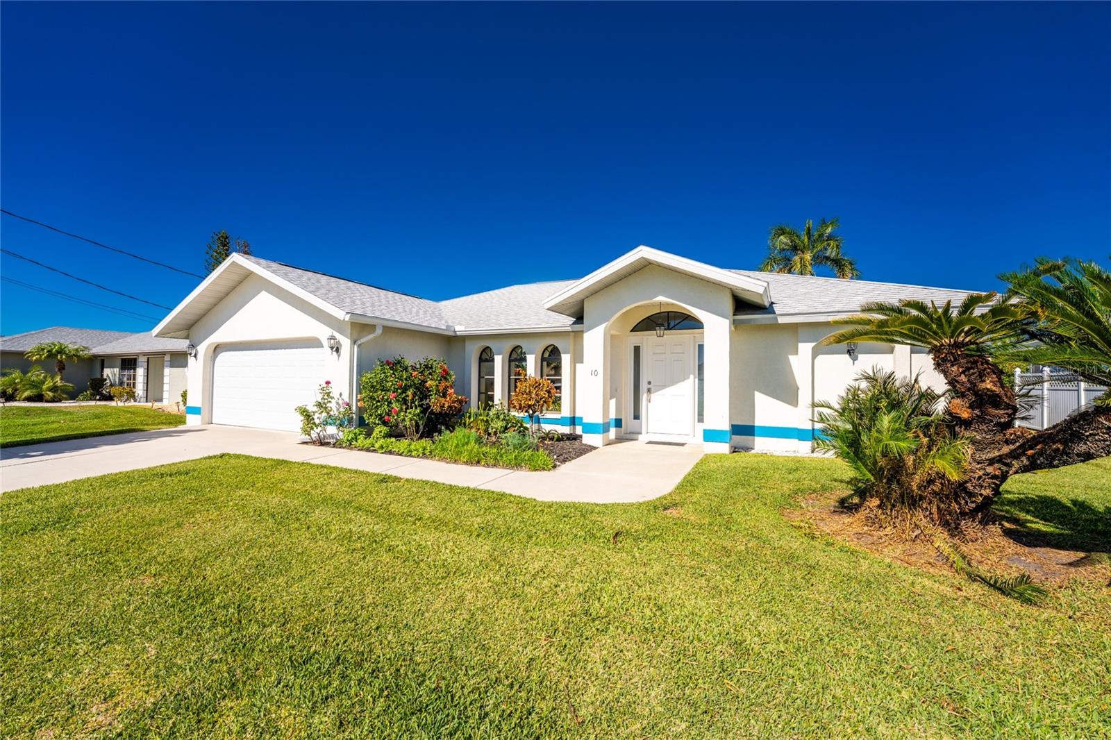 10 BUNKER RD, ROTONDA WEST, FL, 33947