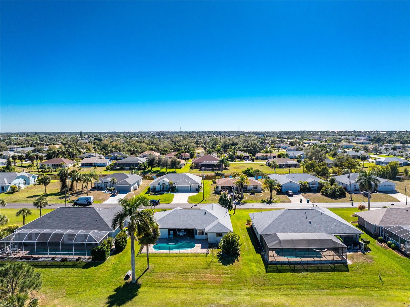 10 BUNKER RD, ROTONDA WEST, FL, 33947